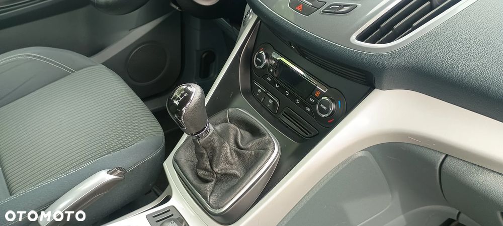Ford C-MAX 1.6 Titanium - 24