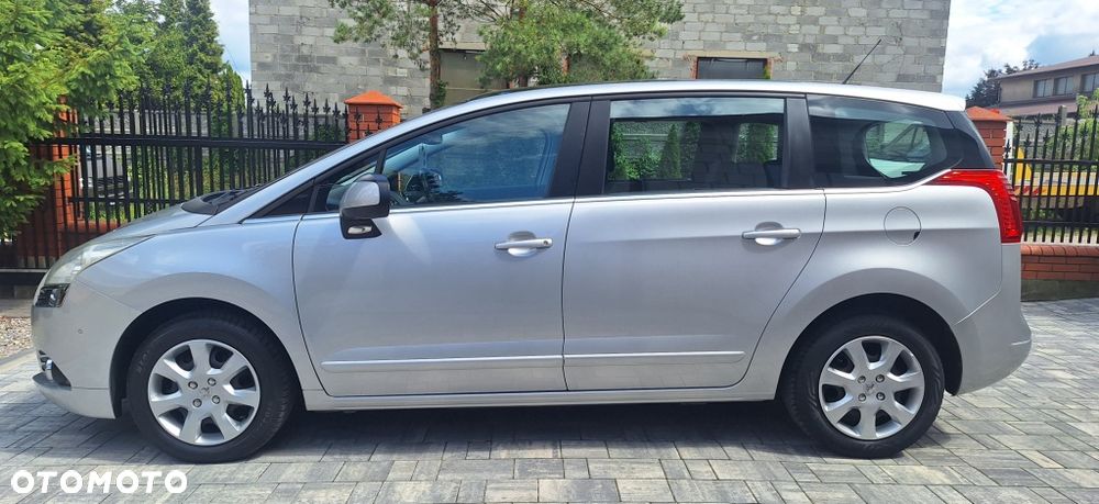Peugeot 5008 120 VTi Premium - 3