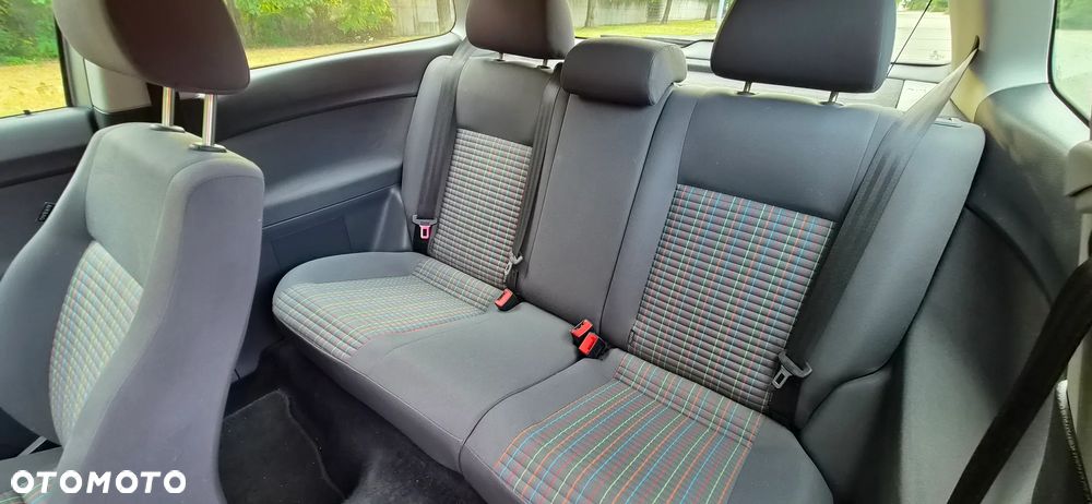 Volkswagen Polo 1.9 TDI Sportline - 15