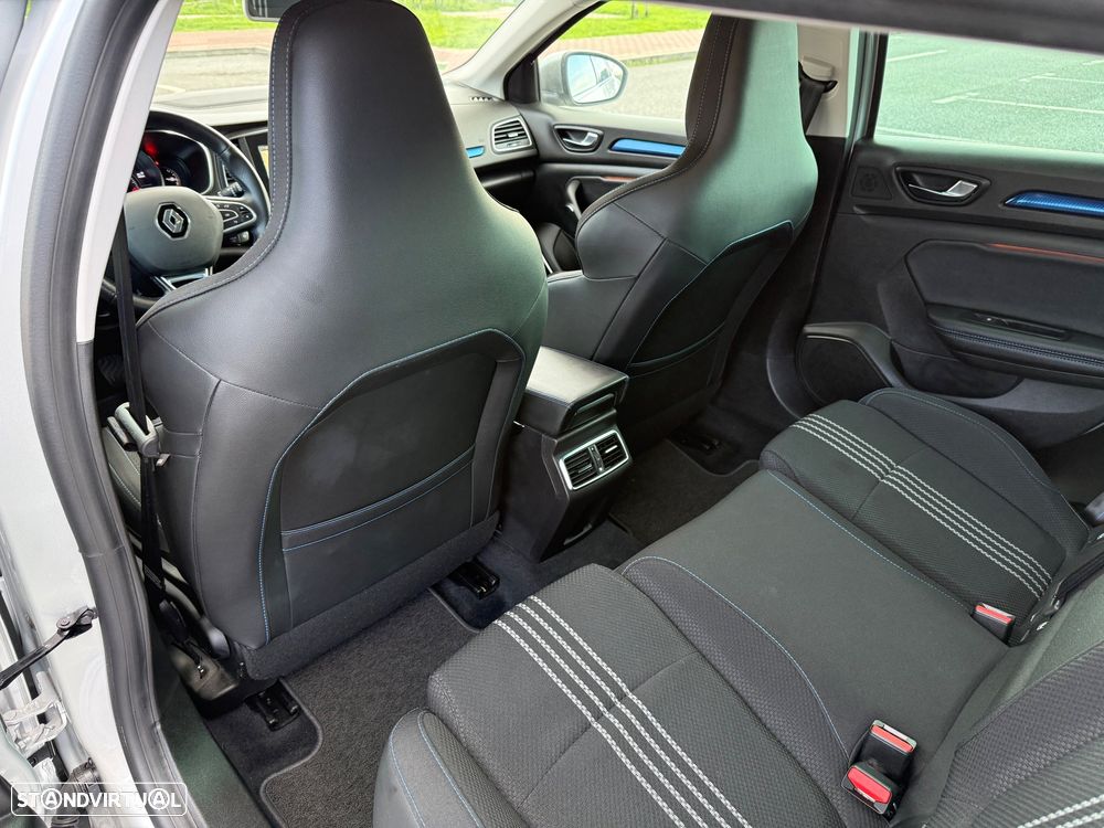 Renault Mégane Sport Tourer 1.3 TCe GT Line - 37