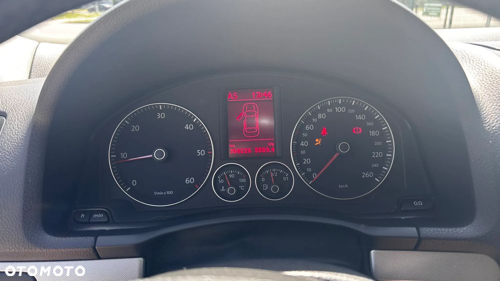 Volkswagen Jetta 1.9 TDI Comfortline - 13