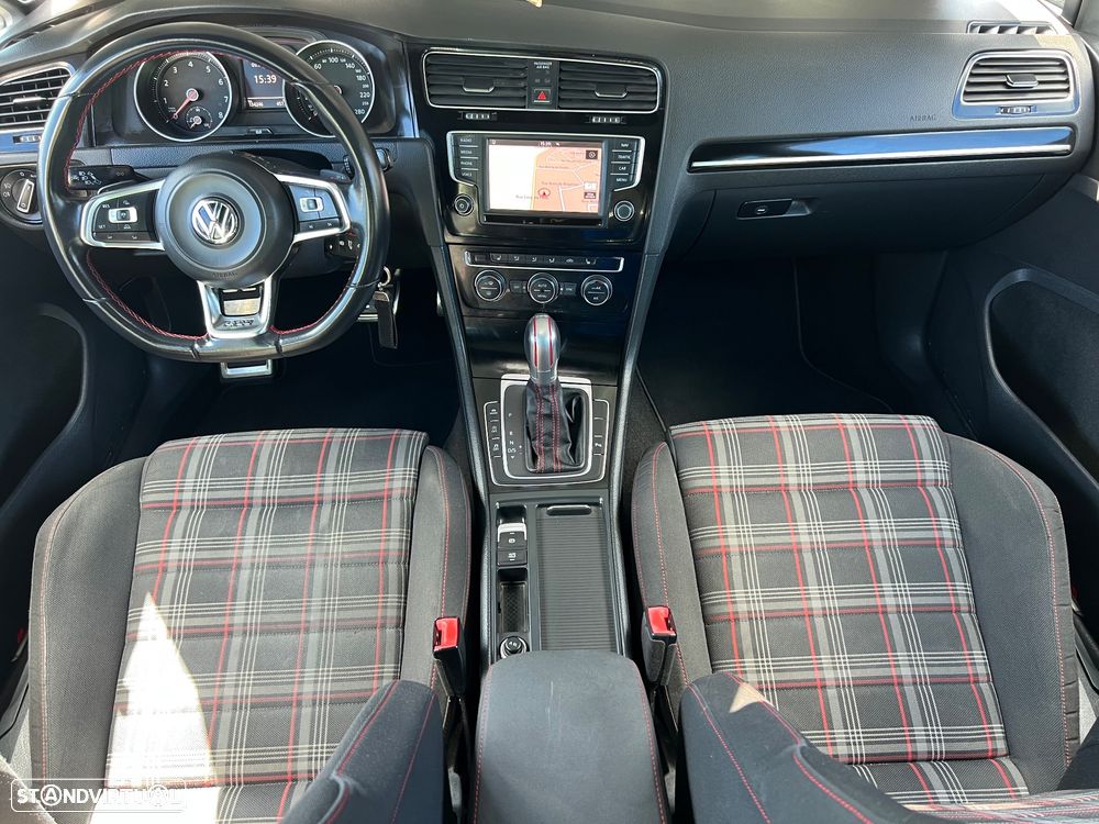 VW Golf 2.0 TSi GTi DSG - 7