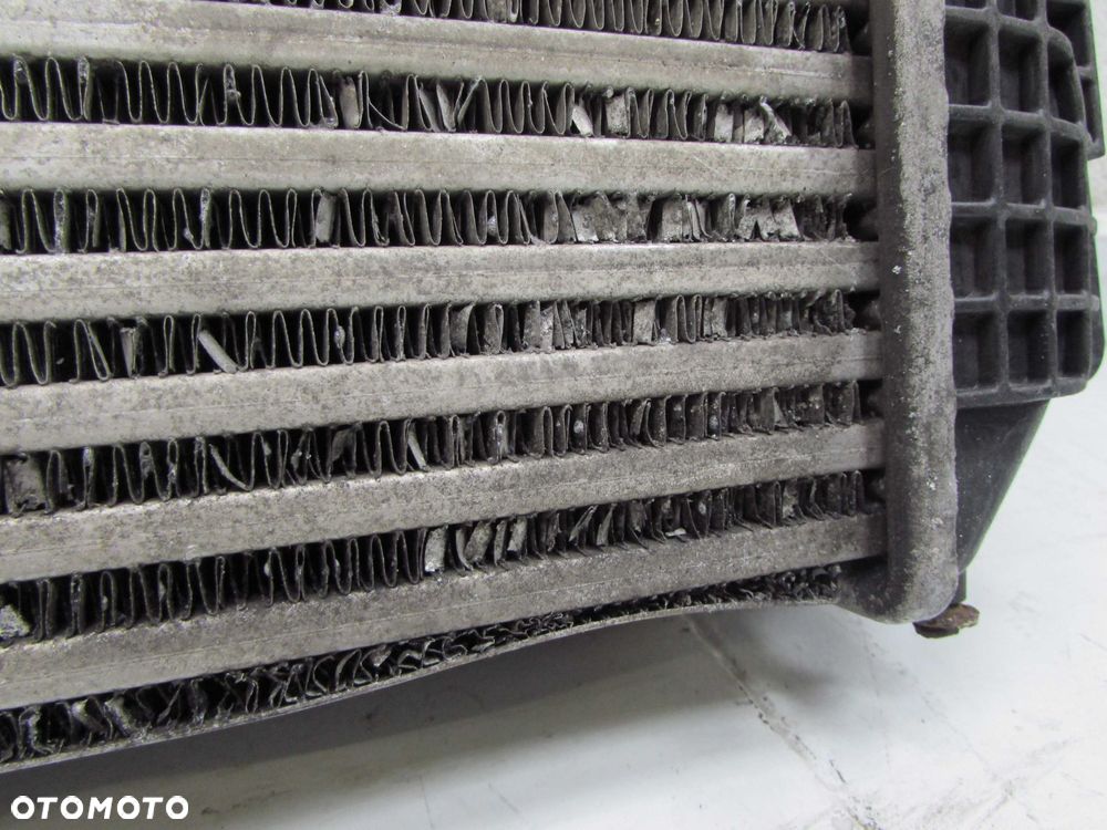 IVECO DAILY IV LIFT 11-19 2.3 3.0 CHLODNICE OBUDOWA WODY INTERCOOLER 5801264636 5801526777 - 4