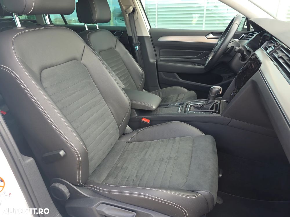 Volkswagen Passat 2.0 TDI SCR DSG 4Motion Elegance - 35