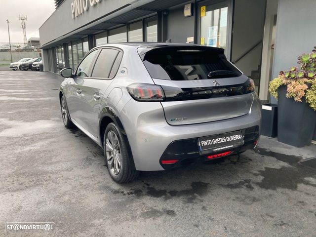 Peugeot e-208 50 kWh Allure - 7