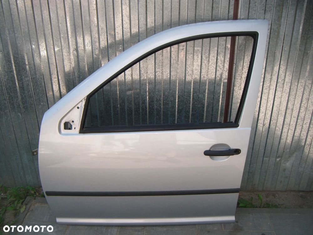 vw golf 4 5d drzwi lewy przód LB7Z - 1