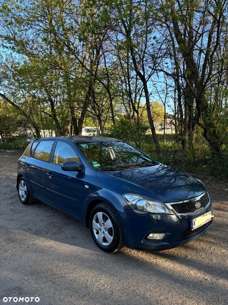 Kia Ceed 1.6 Comfort - 1