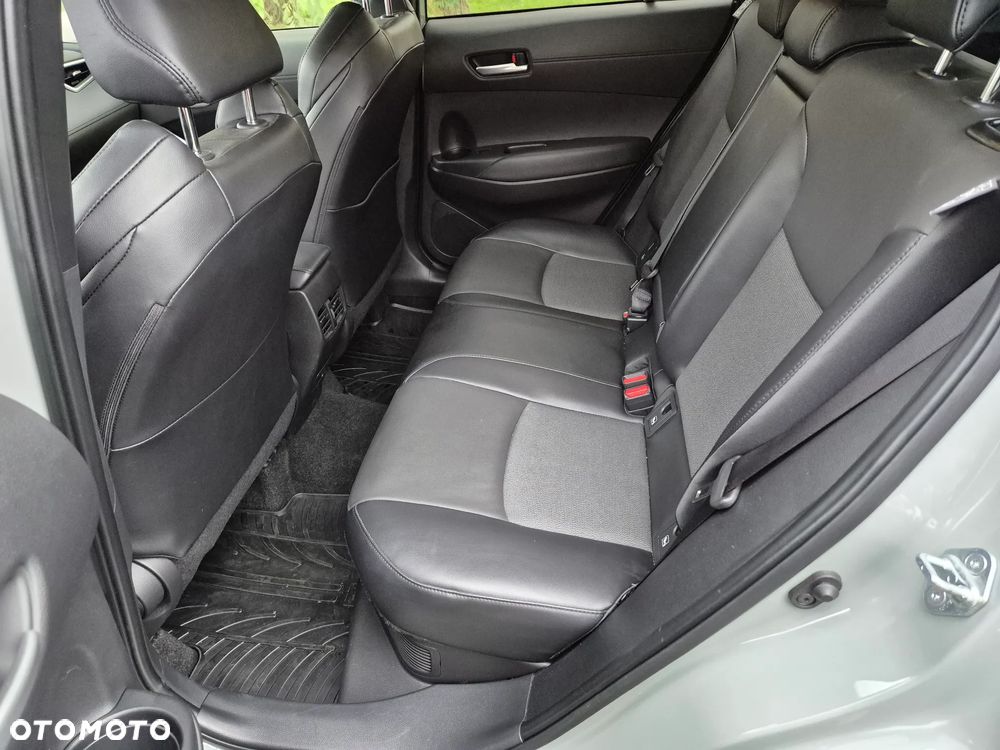 Toyota Corolla Cross - 4