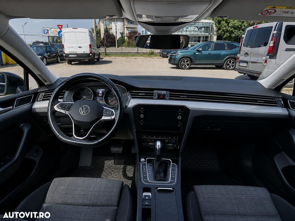 Volkswagen Passat 2.0 TDI DSG Comfortline - 12