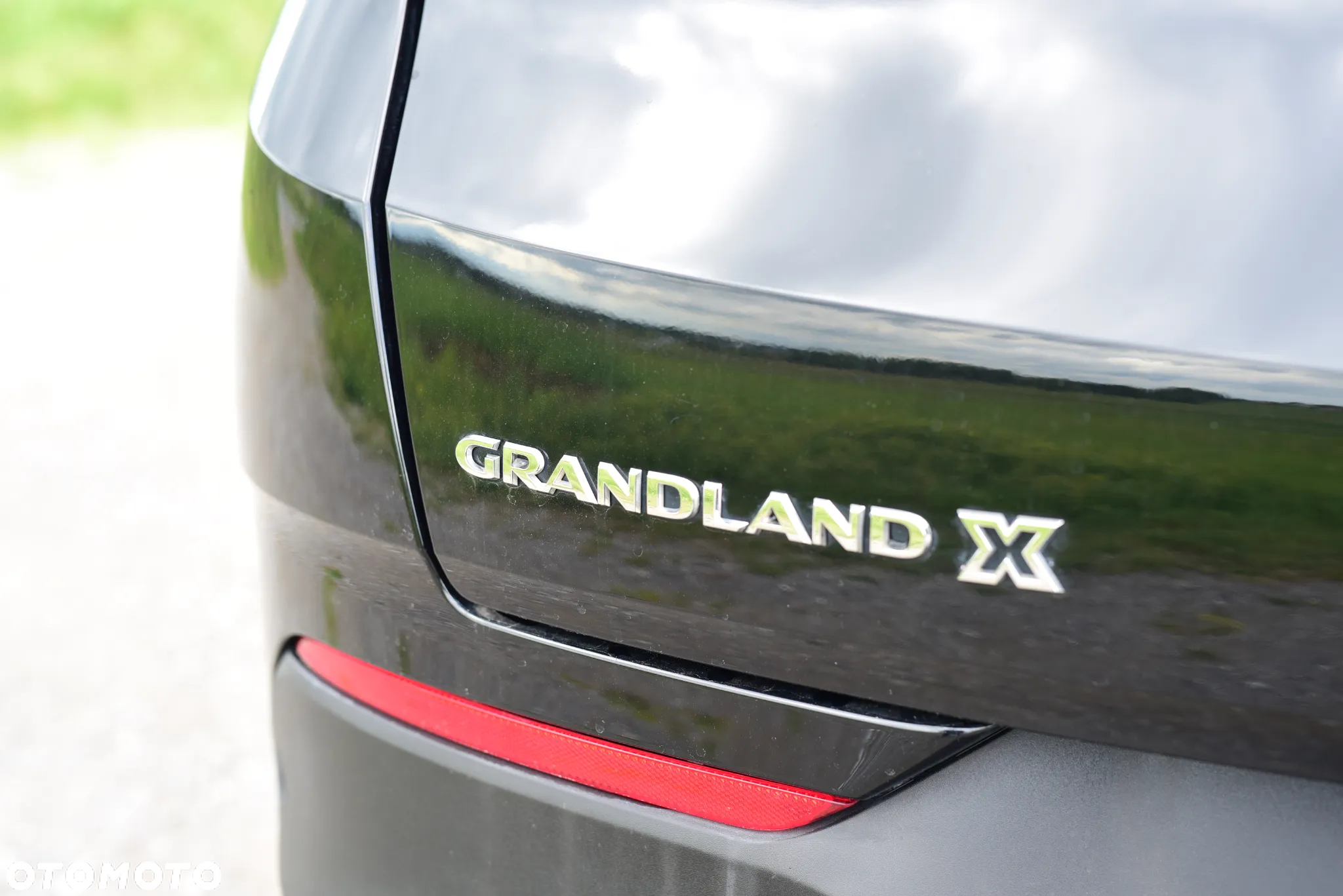 Opel Grandland X 1.2 T Innovation S&S - 4