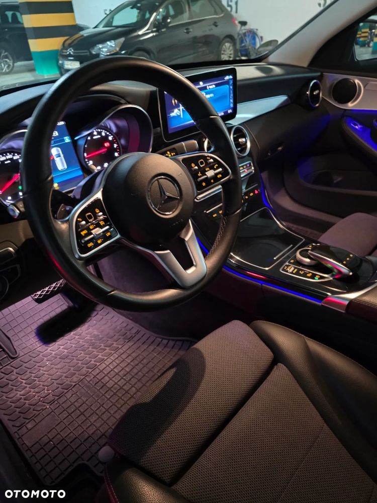 Mercedes-Benz Klasa C 180 9G-TRONIC Avantgarde - 12