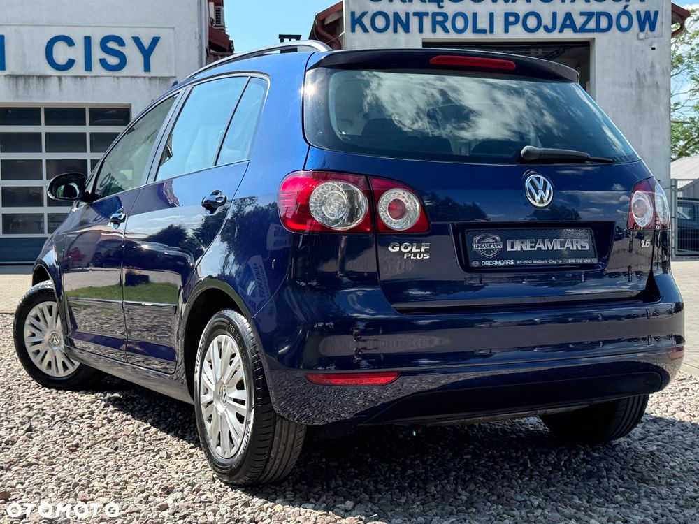 Volkswagen Golf Plus - 10