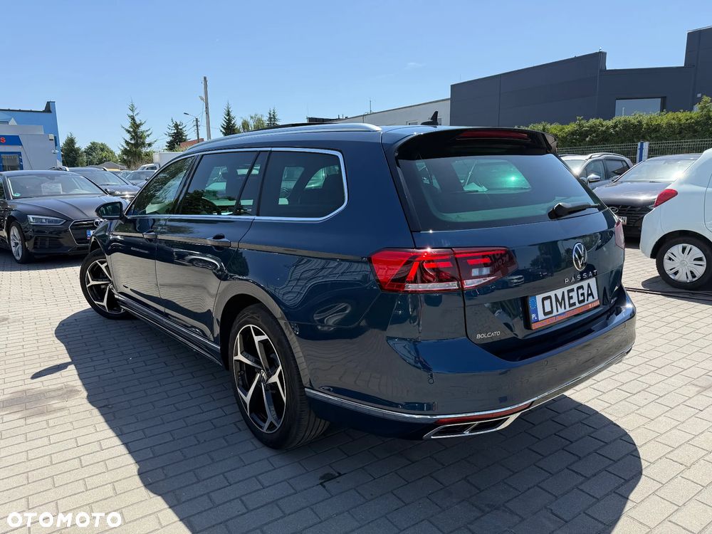 Volkswagen Passat 2.0 TDI SCR DSG 4Motion Business - 4