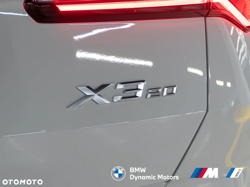BMW X3 20 xDrive - 13