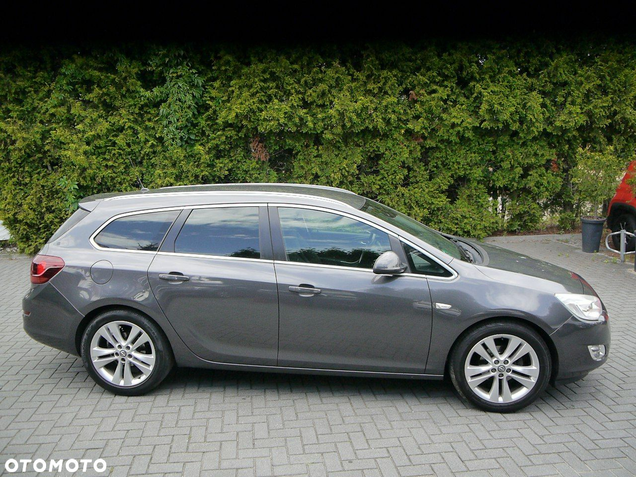Opel Astra 1.4 Turbo Design Edition - 11