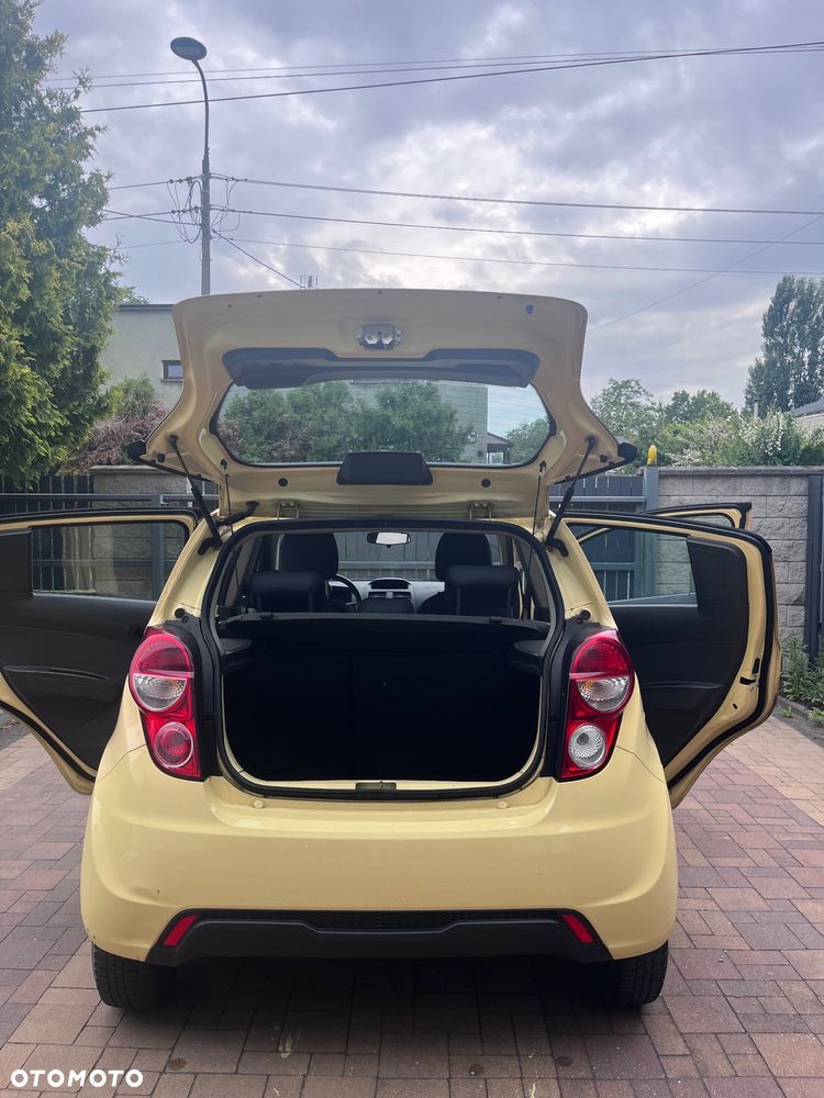 Chevrolet Spark 1.0 LS+ - 12