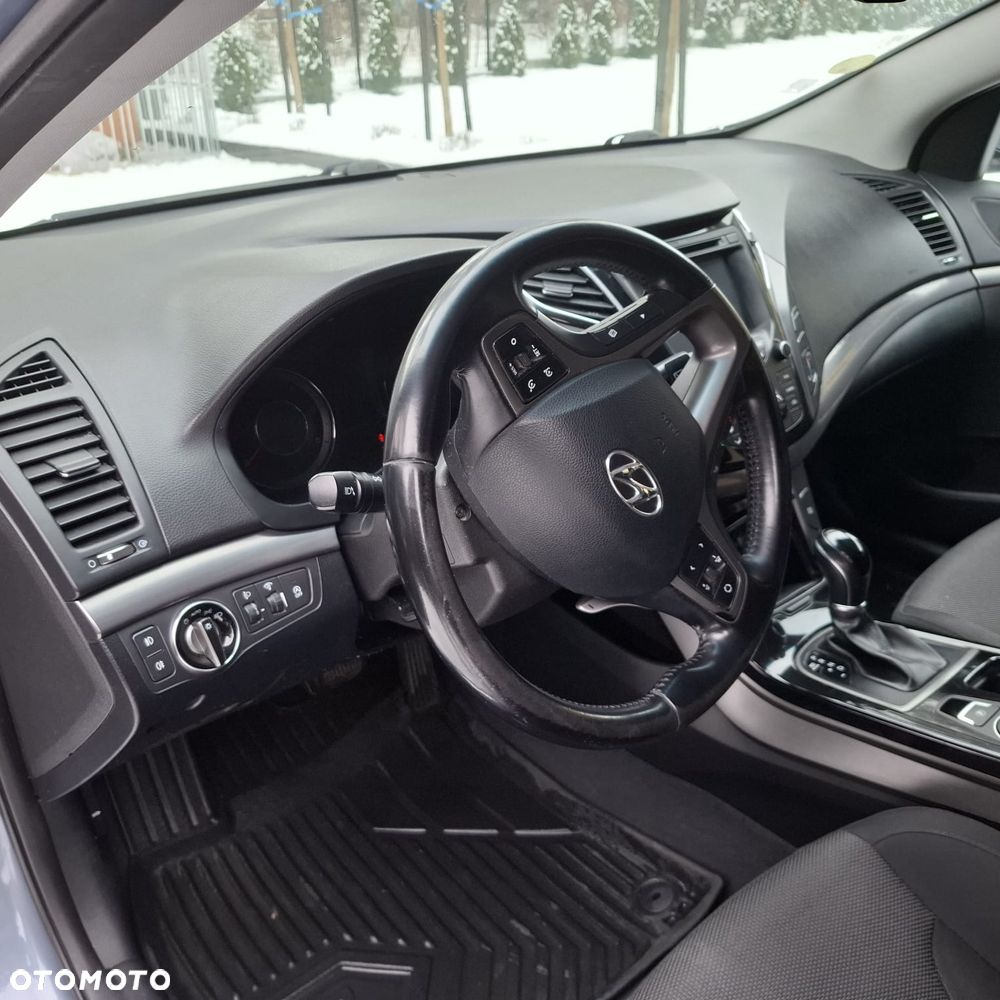 Hyundai i40 Kombi blue 1.7 CRDi DCT Style - 9
