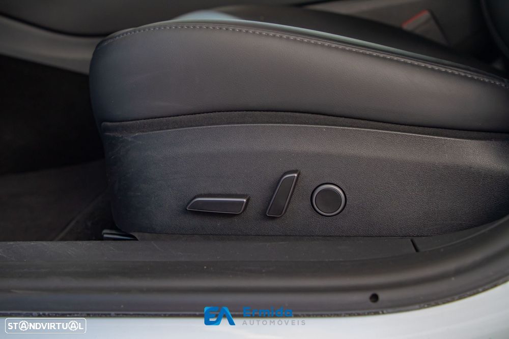 Tesla Model 3 Long Range Tração Integral - 39
