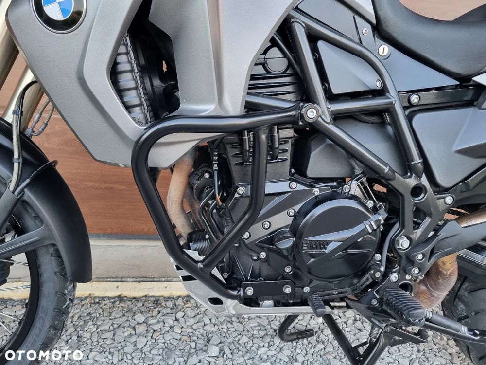 BMW F - 26