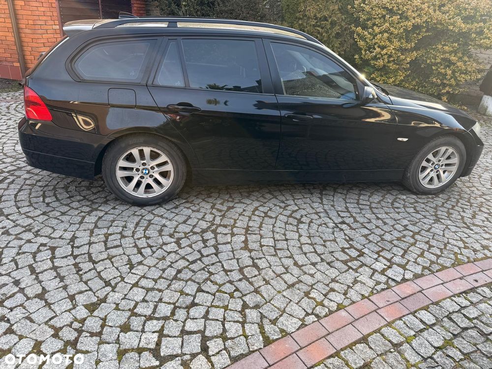 BMW Seria 3 - 12