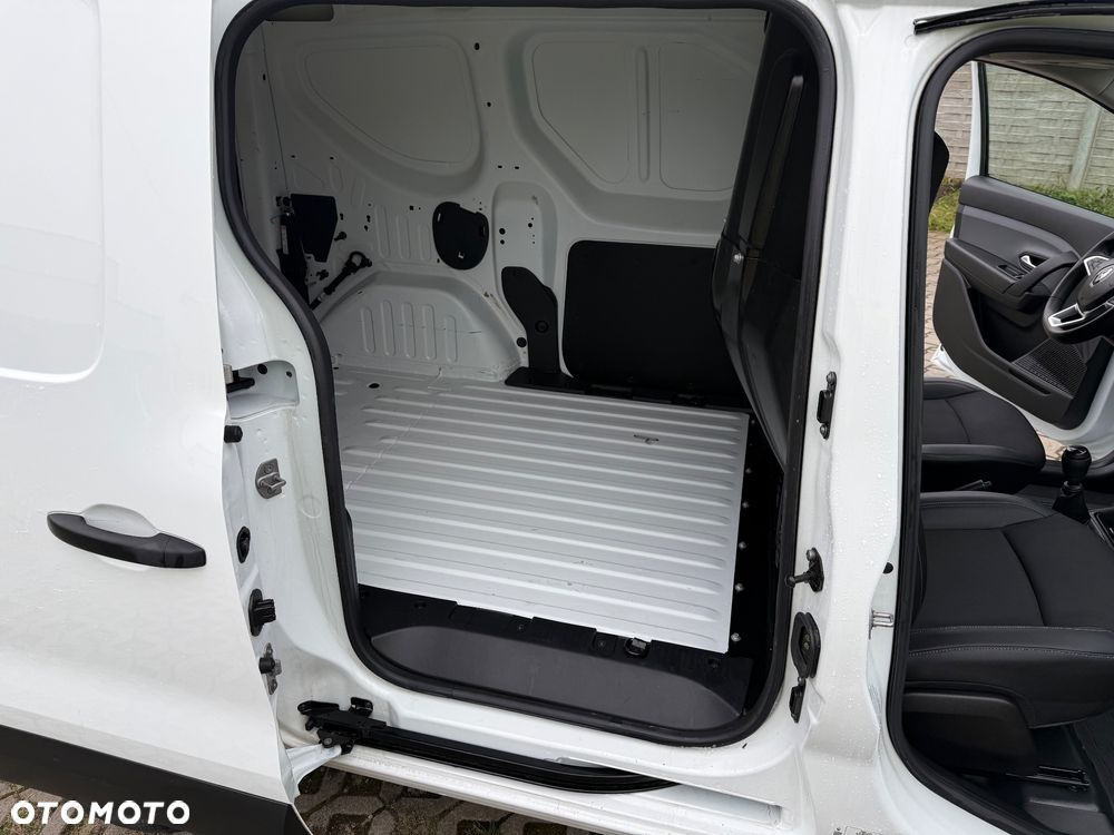 Renault Express - 16