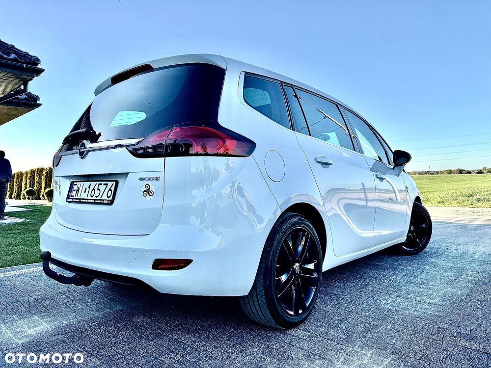 Opel Zafira 1.6 CDTI Cosmo - 4