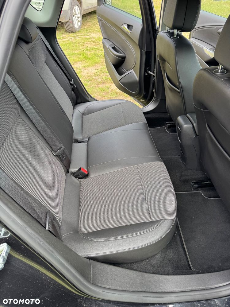 Opel Astra - 13