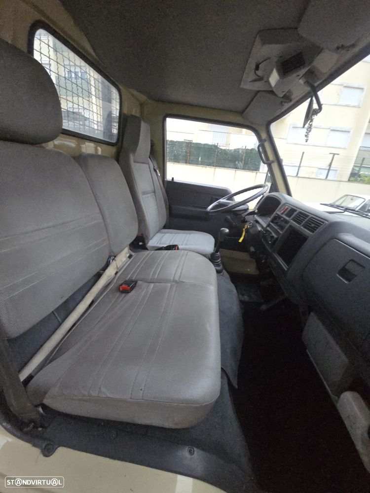 Toyota Dyna 150 - 19