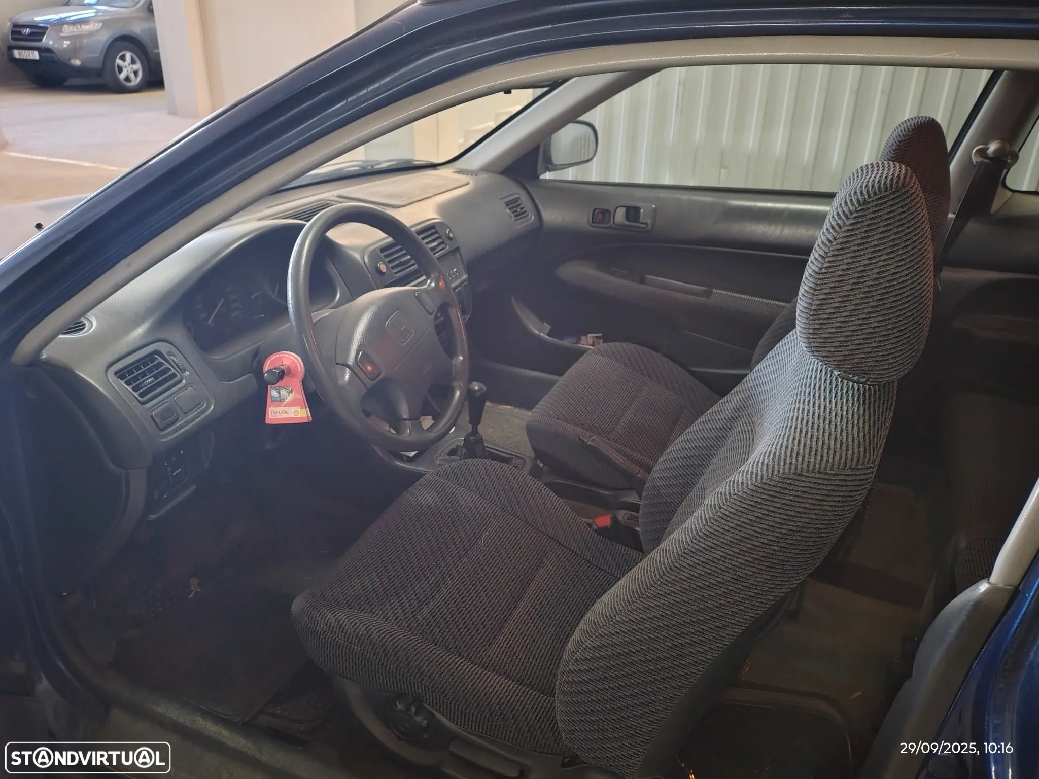 Honda Civic 1.4i S - 4