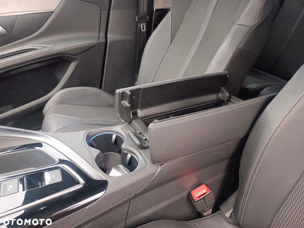 Peugeot 5008 1.5 BlueHDi GT S&S EAT8 - 26