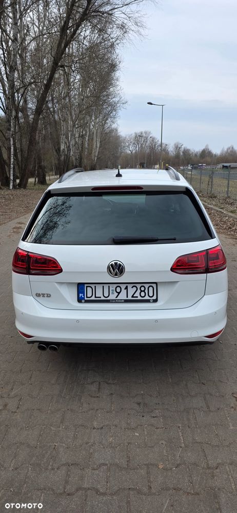 Volkswagen Golf - 4