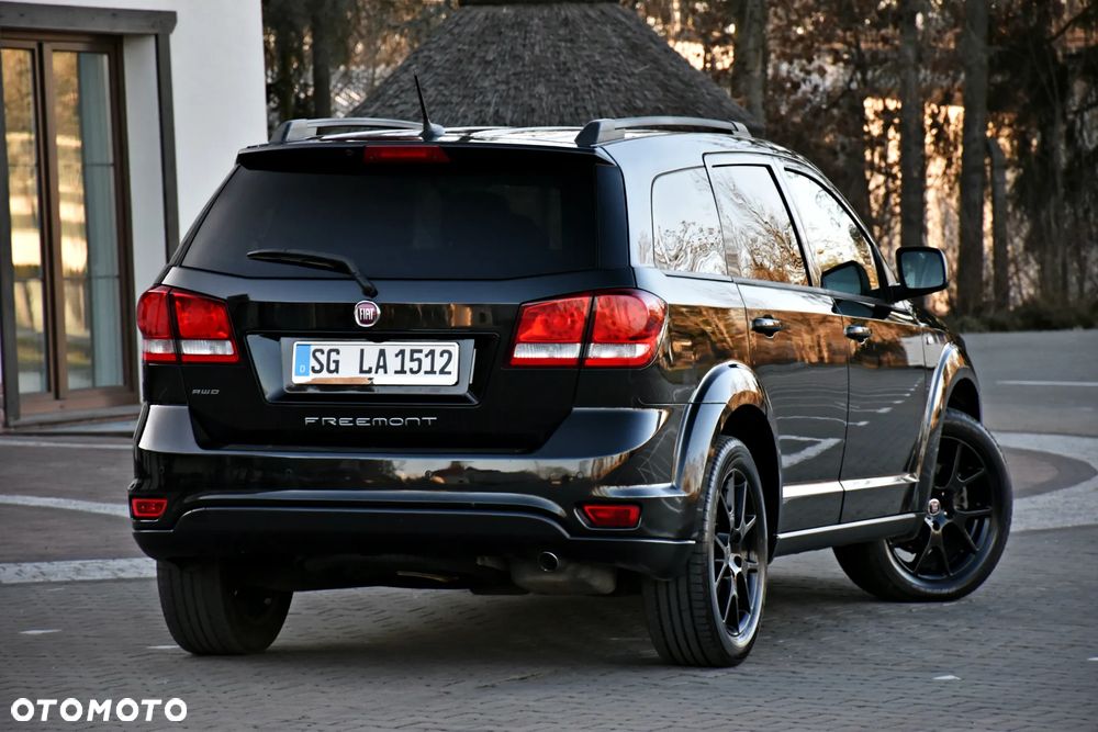 Fiat Freemont 2.0 Multijet 16V DPF Automatik Allrad Black Code - 19