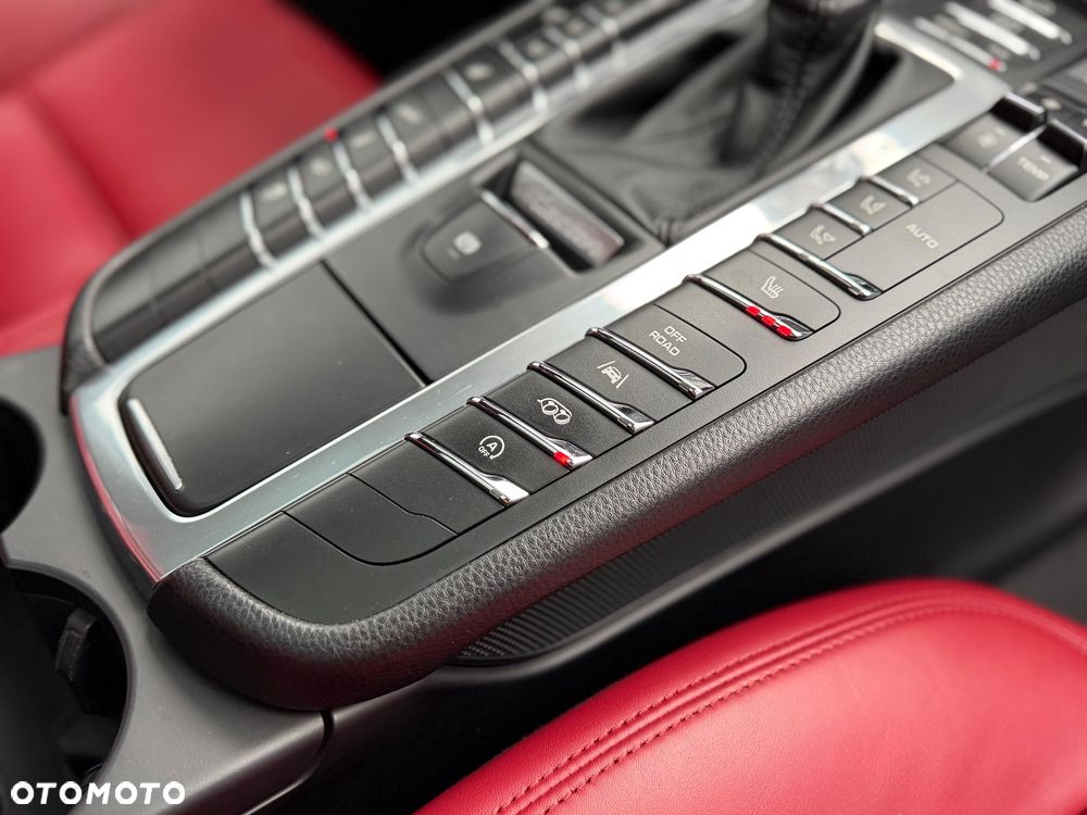 Porsche Macan GTS - 21