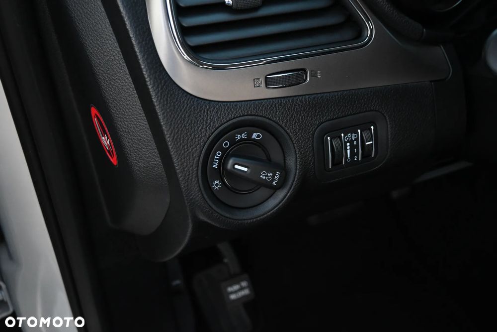Fiat Freemont 2.0 Multijet 16V DPF Automatik Allrad Cross - 32