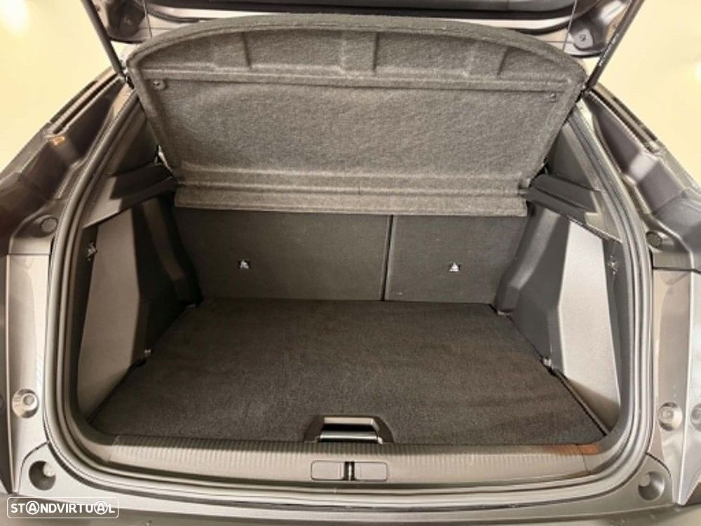 Peugeot 2008 1.5 BlueHDi Allure Pack EAT8 - 21