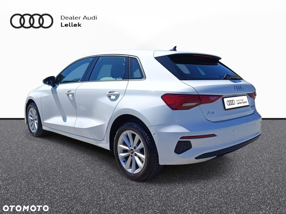 Audi A3 Sportback - 8
