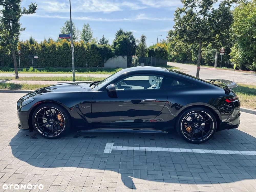Mercedes-Benz AMG GT - 13