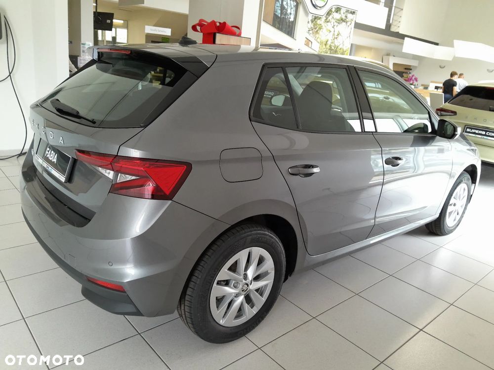 Skoda Fabia 1.0 TSI Edition 130 DSG - 6