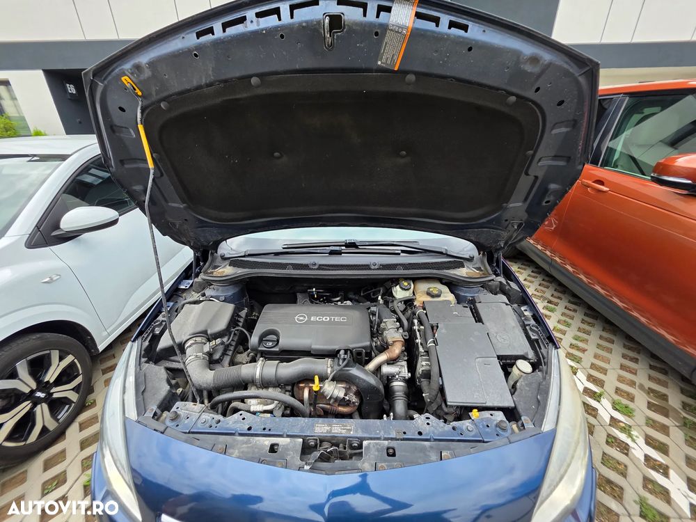 Opel Astra 1.7 CDTI - 9