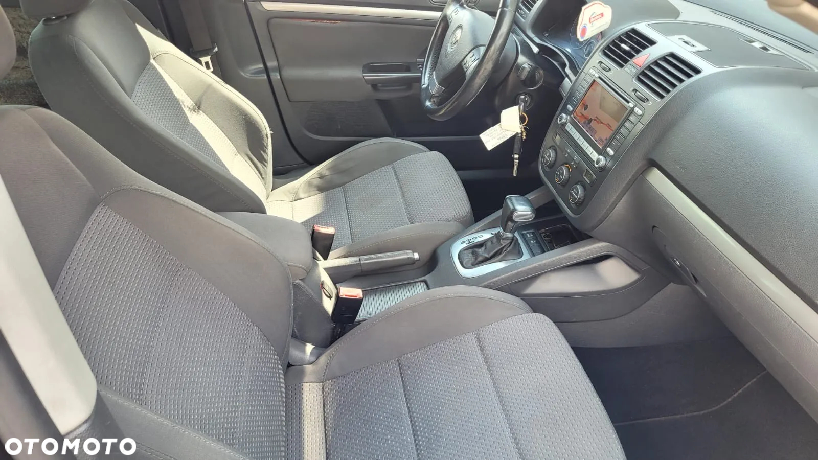 Volkswagen Golf 2.0 TDI DPF BlueMotion Technology DSG Comfortline - 13