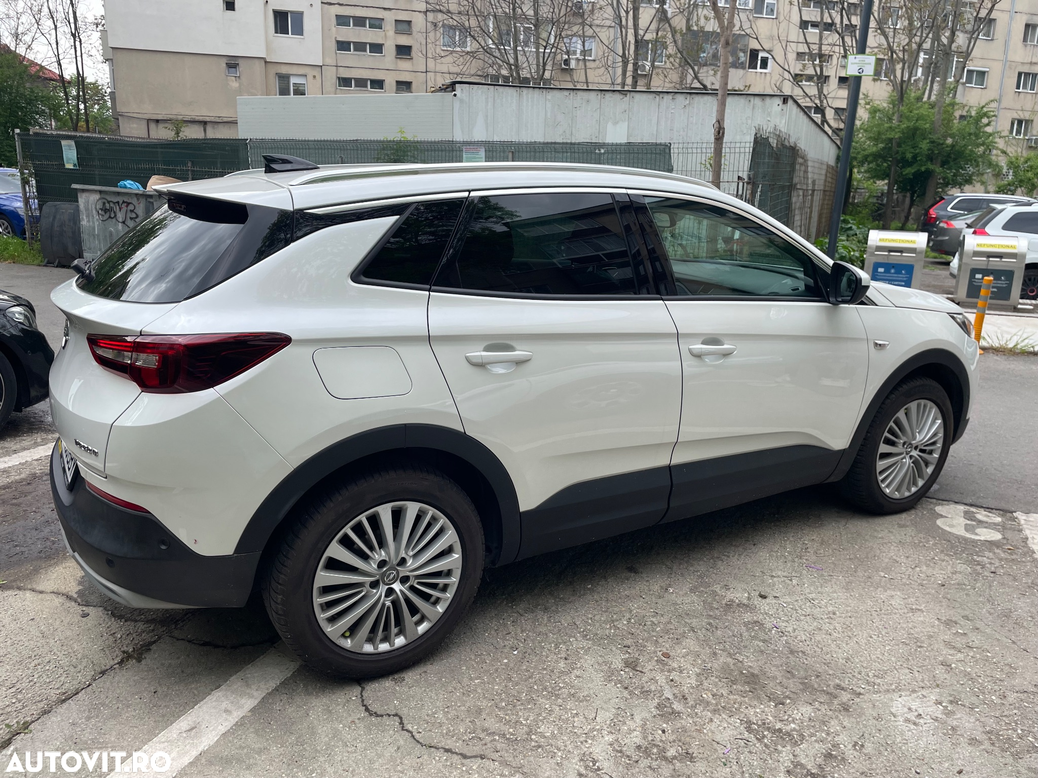 Opel Grandland X 1.5 START/STOP Elegance - 3