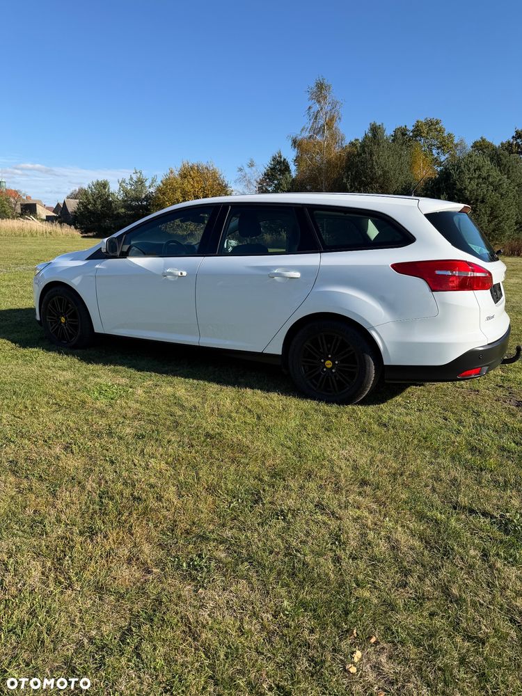 Ford Focus - 11