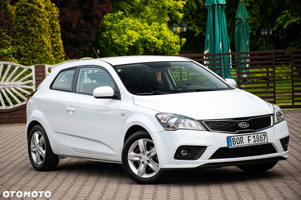 Kia ProCeed pro Ceed 1.4 CVVT Dream-Team Edition - 10