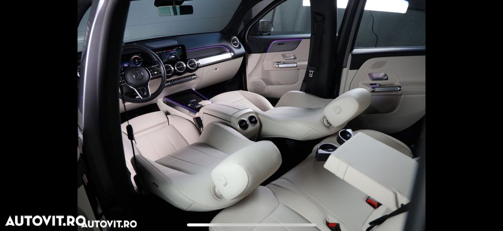 Mercedes-Benz EQB 300 4MATIC - 9