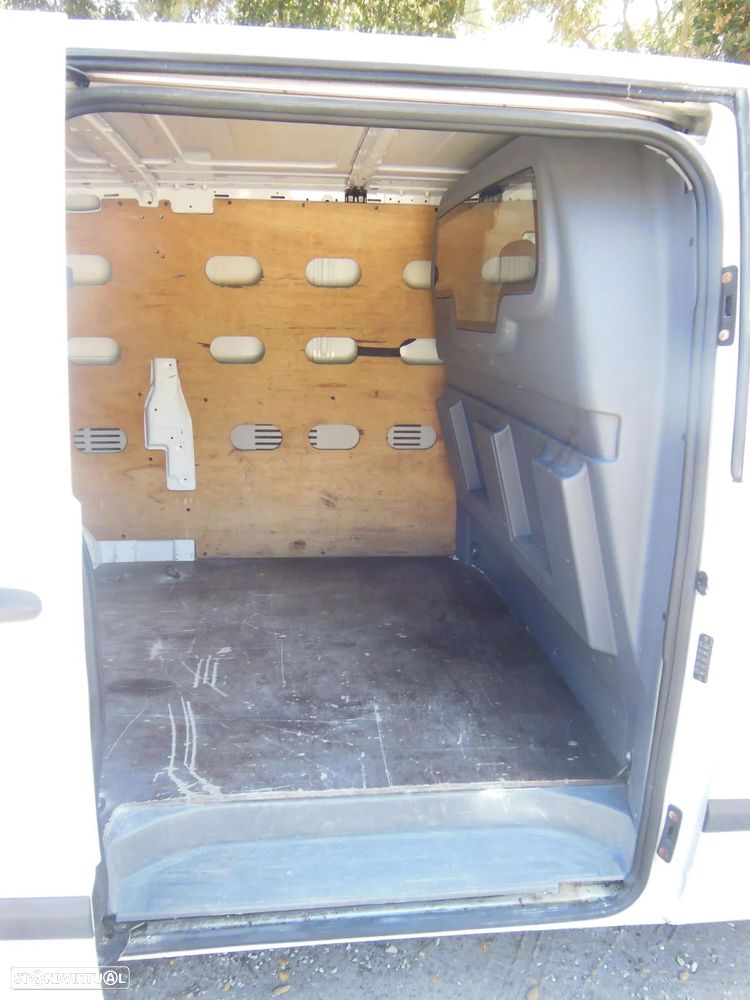 Mercedes-Benz Vito - 26