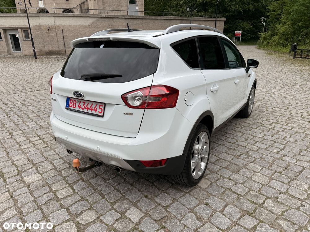 Ford Kuga 2.0 TDCi Titanium - 9