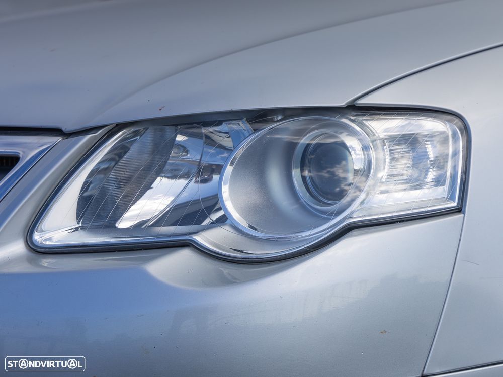 VW Passat 2.0 TDI Confortline - 10