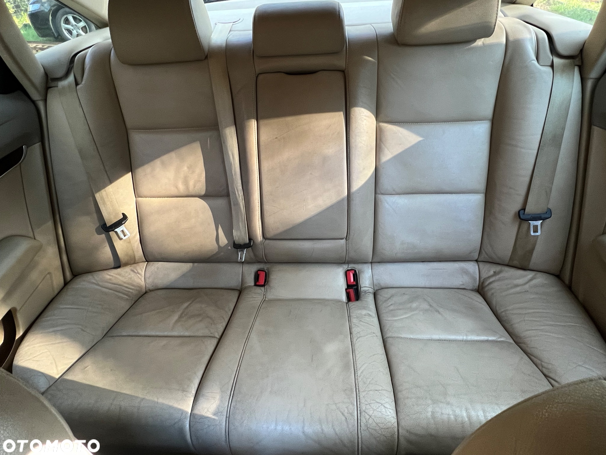 Audi A6 2.4 - 20