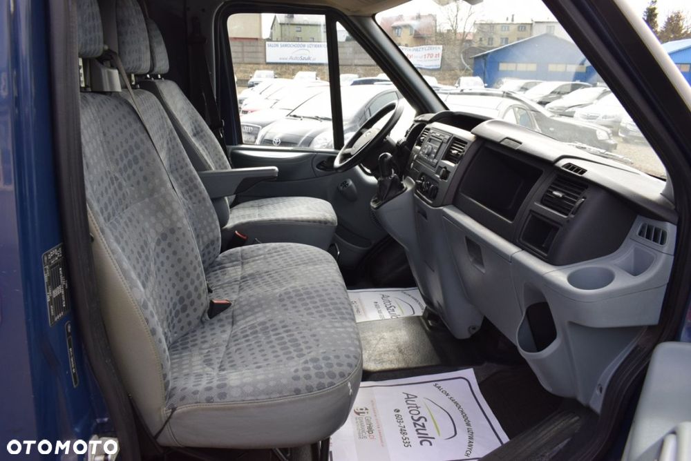 Ford Transit - 18
