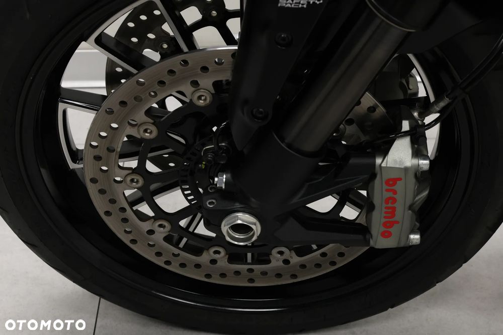 Ducati Diavel - 34